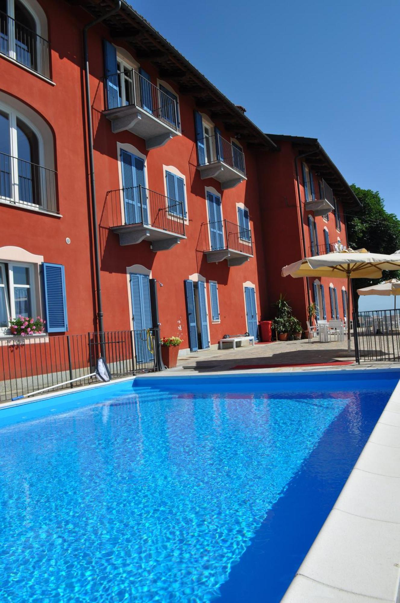 Bricco Rosso Pension Farigliano Buitenkant foto
