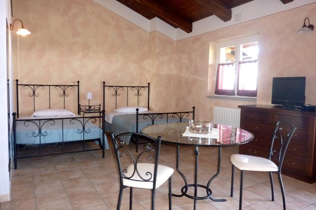 Bricco Rosso Pension Farigliano Kamer foto