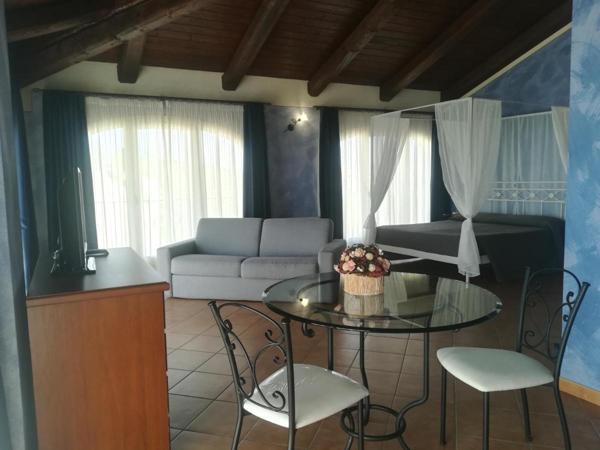 Bricco Rosso Pension Farigliano Buitenkant foto
